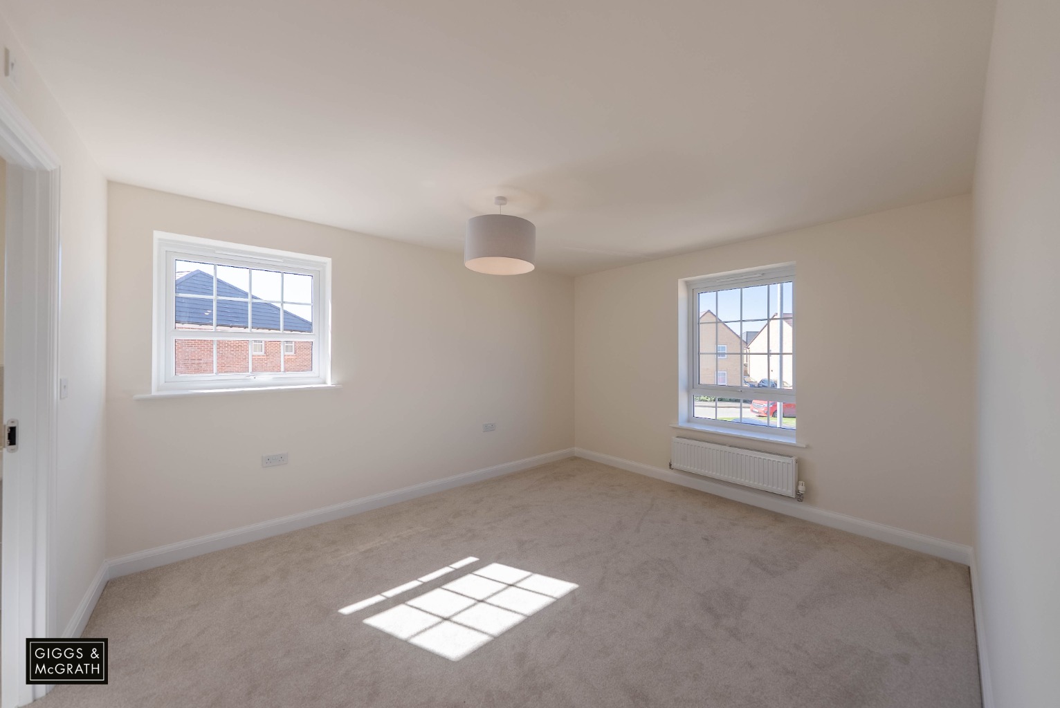 5 bed detached house for sale in Stoneman Way, Huntingdon 9