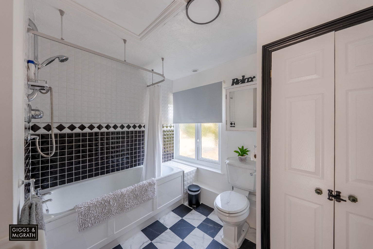4 bed detached house for sale in The Bank, Huntingdon  - Property Image 16
