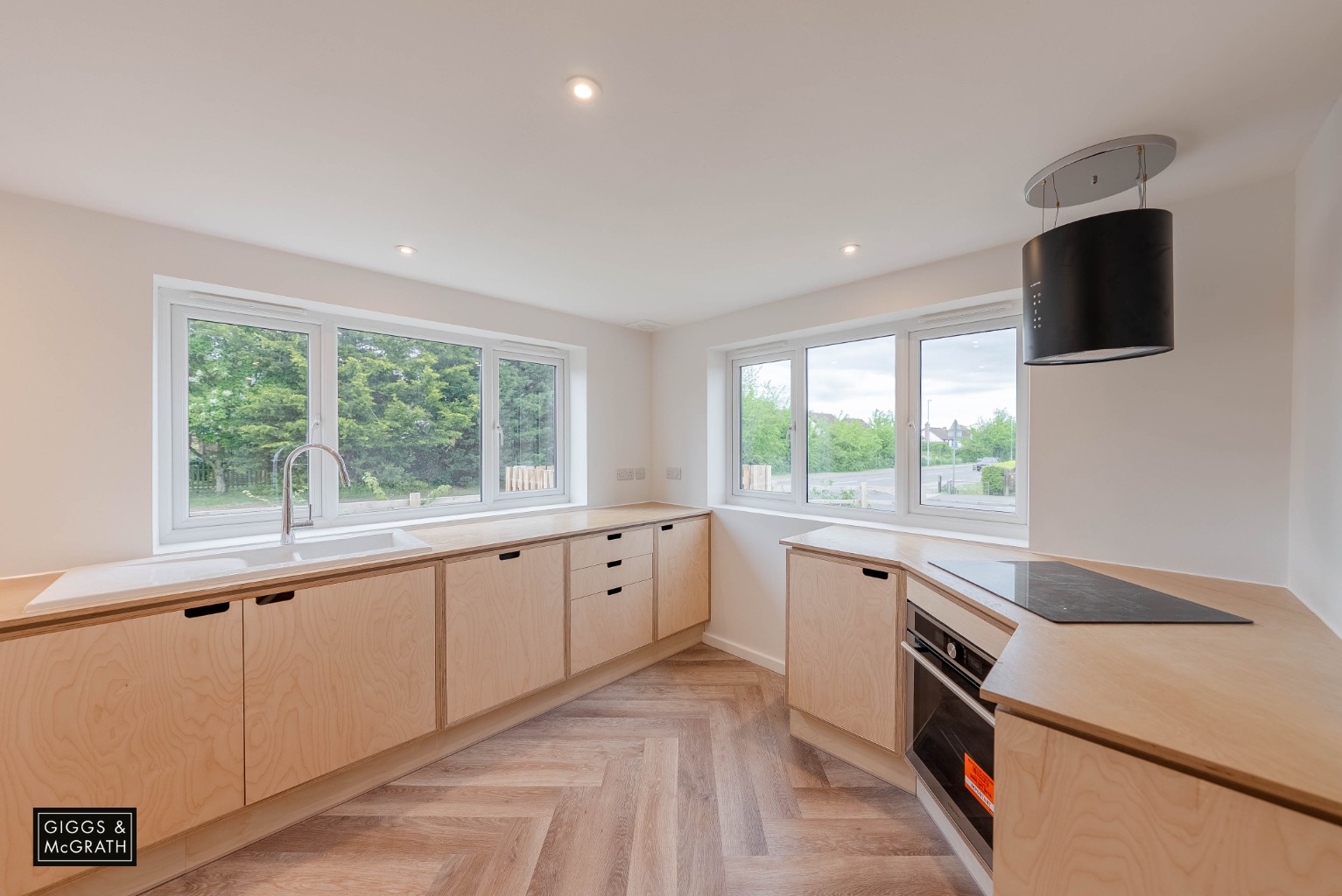 4 bed detached house for sale in Hartford, Cambridgeshire  - Property Image 5