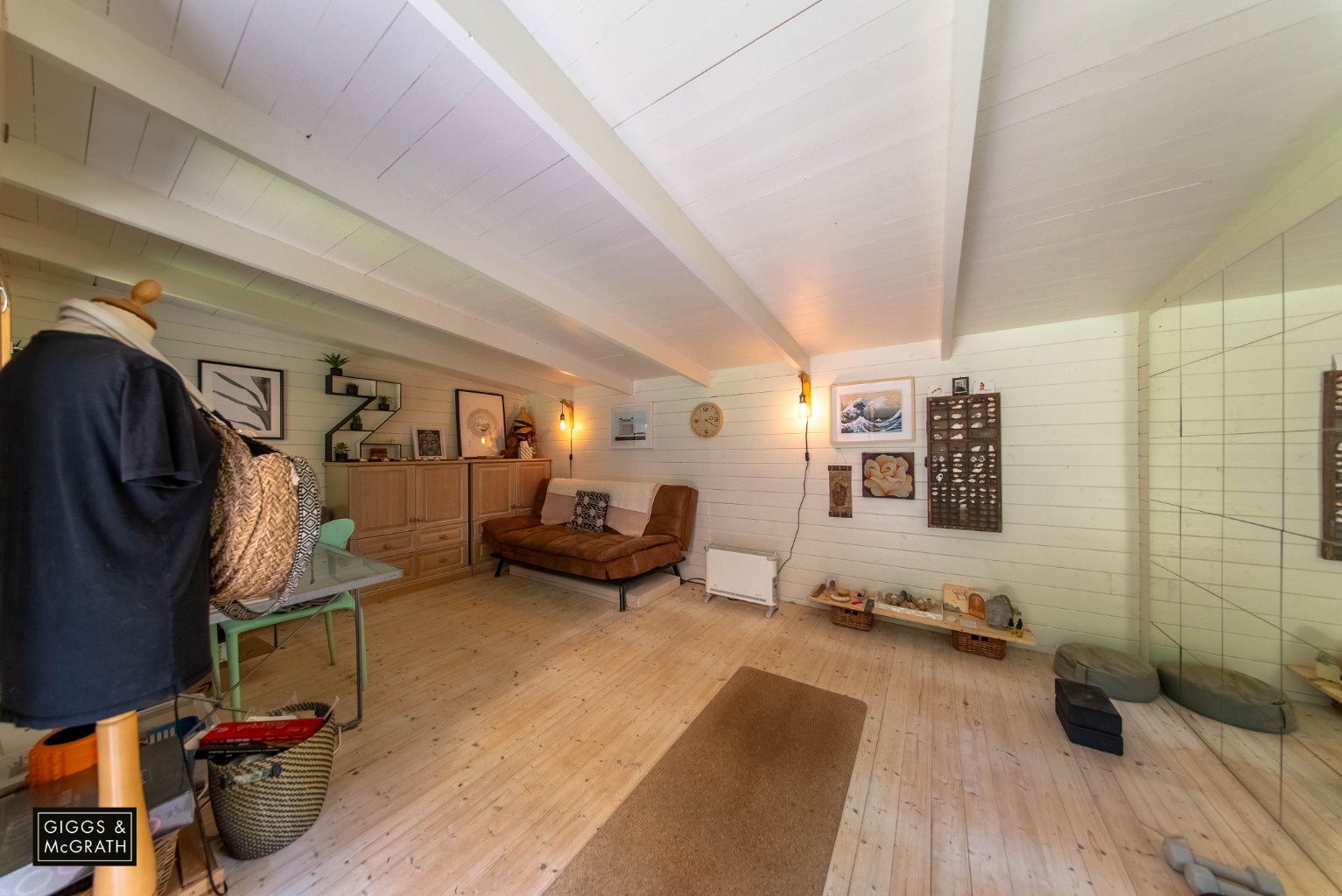 4 bed detached house for sale in Meadow Lane, Huntingdon  - Property Image 33