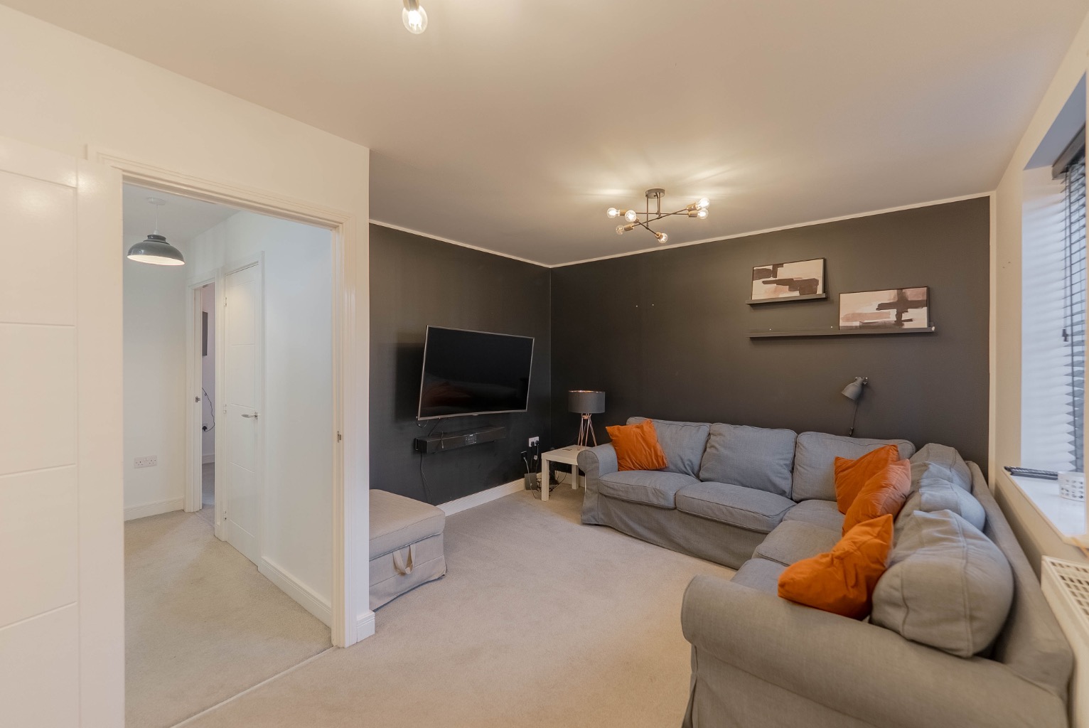 4 bed semi-detached house for sale in Lancaster Road, Huntingdon  - Property Image 6