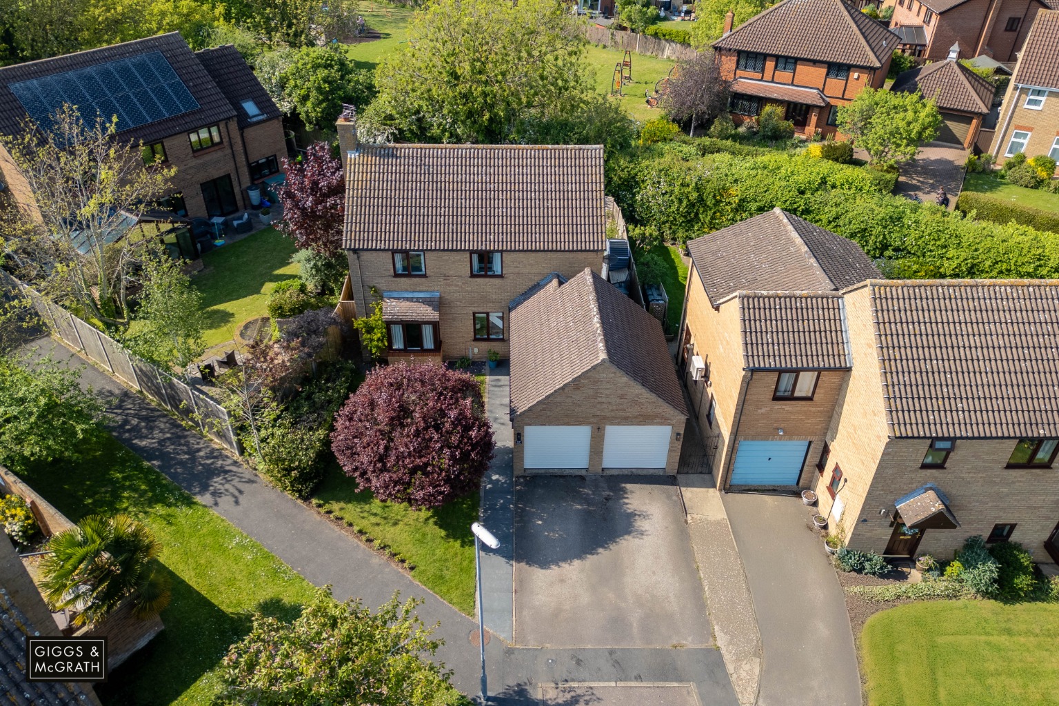 4 bed detached house for sale in Inhams Way, Huntingdon  - Property Image 15