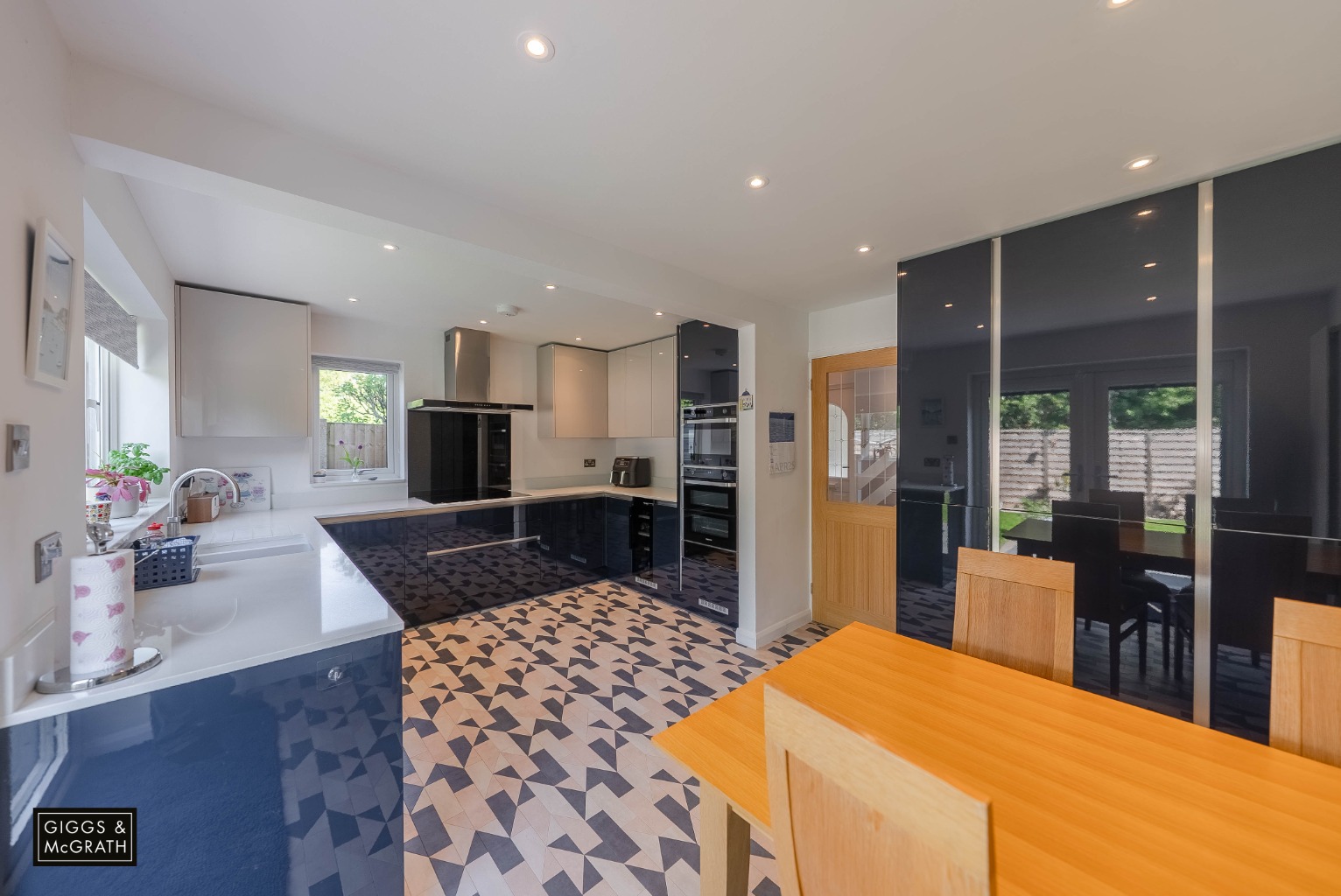 4 bed detached house for sale in Inhams Way, Huntingdon  - Property Image 2