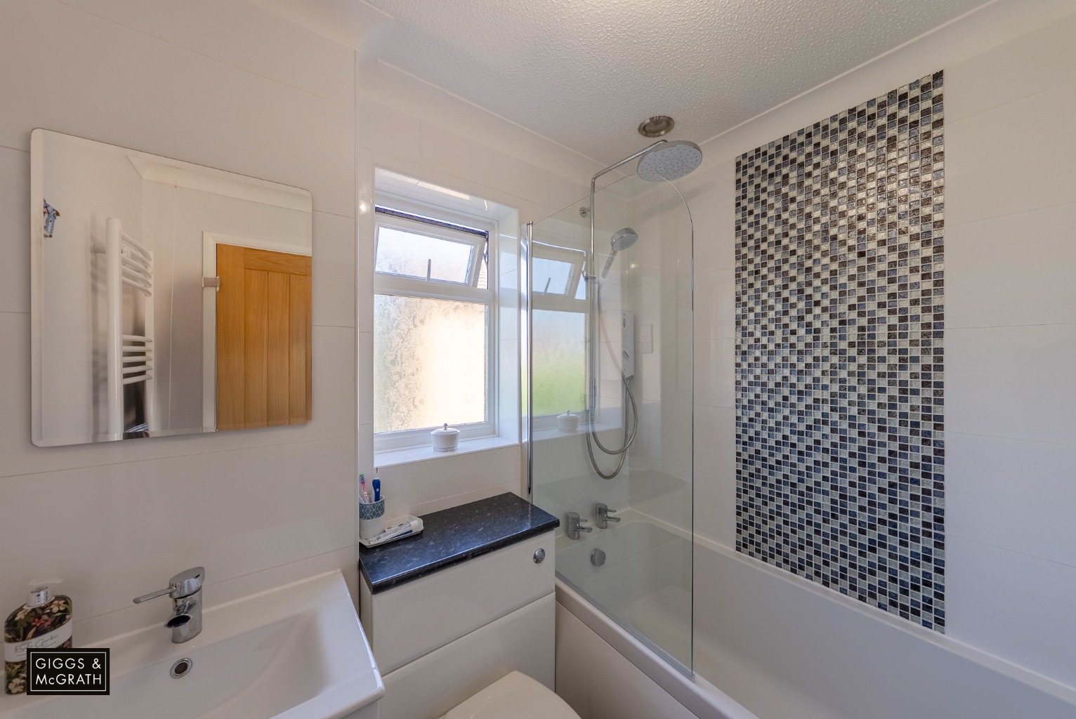 4 bed detached house for sale in Inhams Way, Huntingdon  - Property Image 11