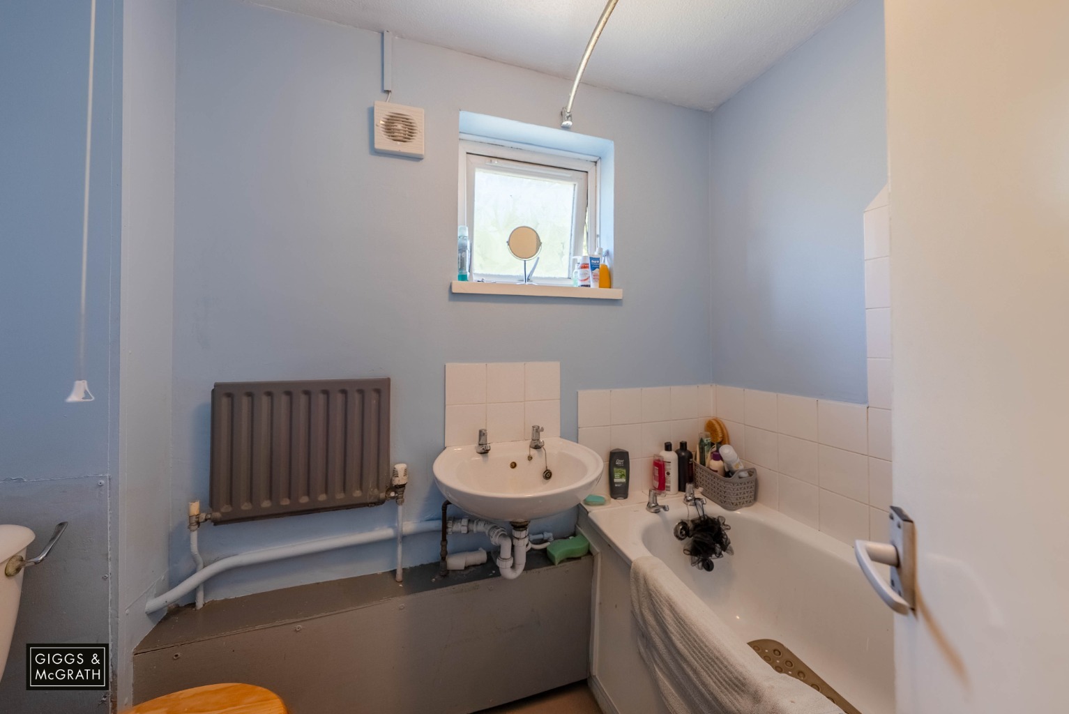 2 bed terraced house for sale in Durham Way, Huntingdon 9