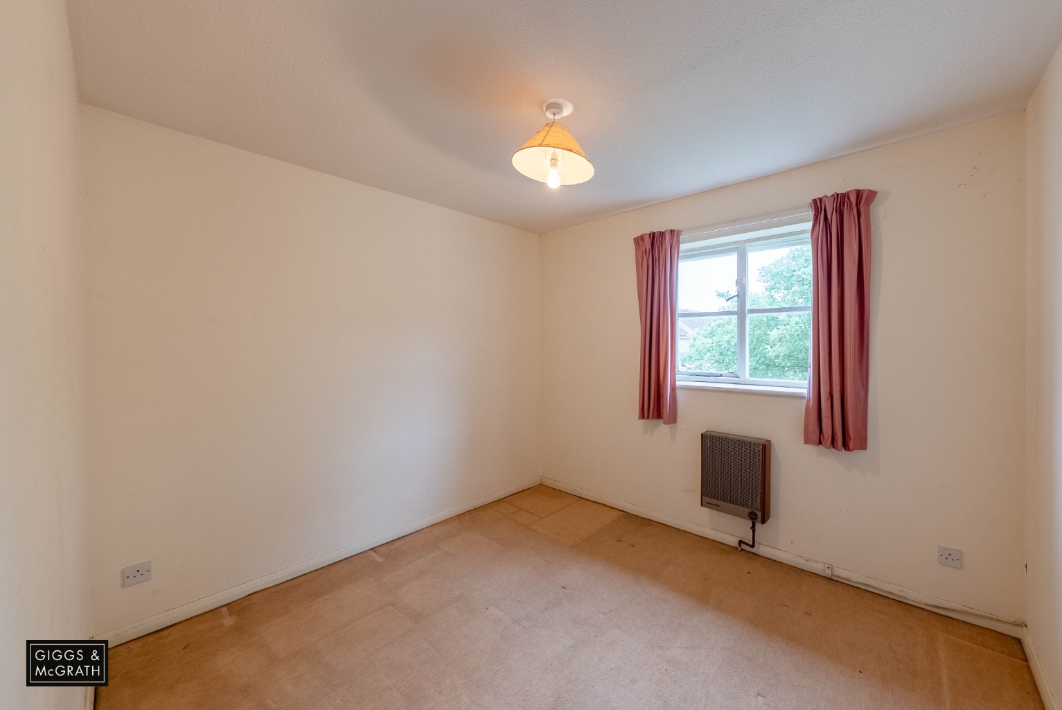 3 bed end of terrace house for sale in Witham Close, St. Ives 9