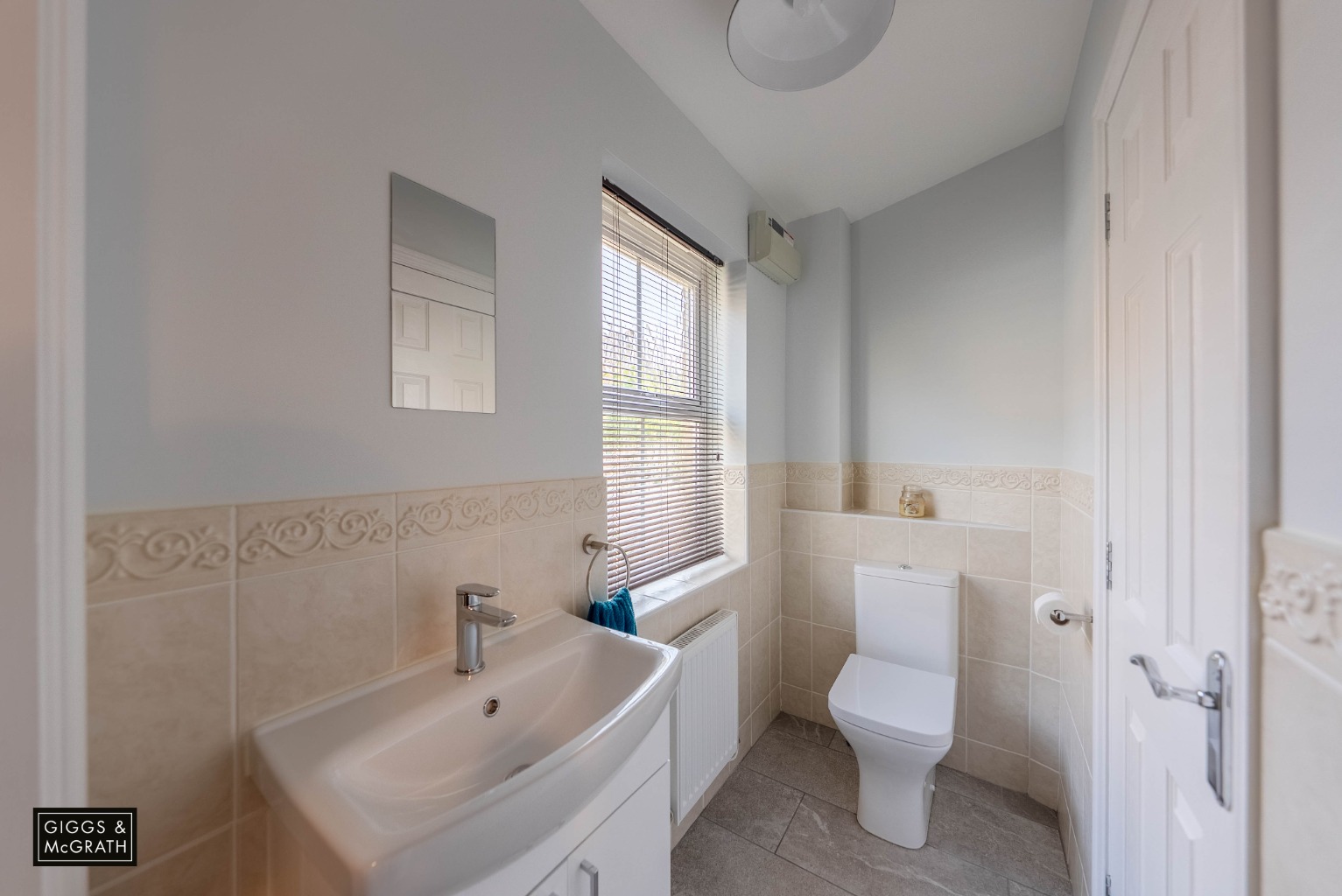 3 bed terraced house for sale in Christie Drive, Huntingdon 7