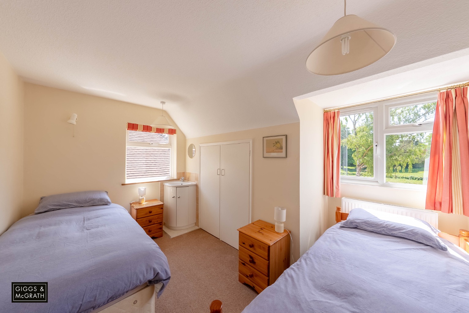 5 bed detached house for sale in Huntingdon Road, Huntingdon  - Property Image 12