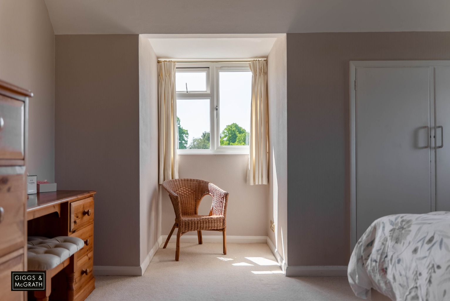 5 bed detached house for sale in Huntingdon Road, Huntingdon 32