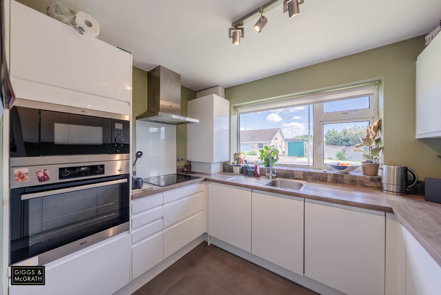 2 bed semi-detached bungalow for sale in Ashton Close, St. Ives 1