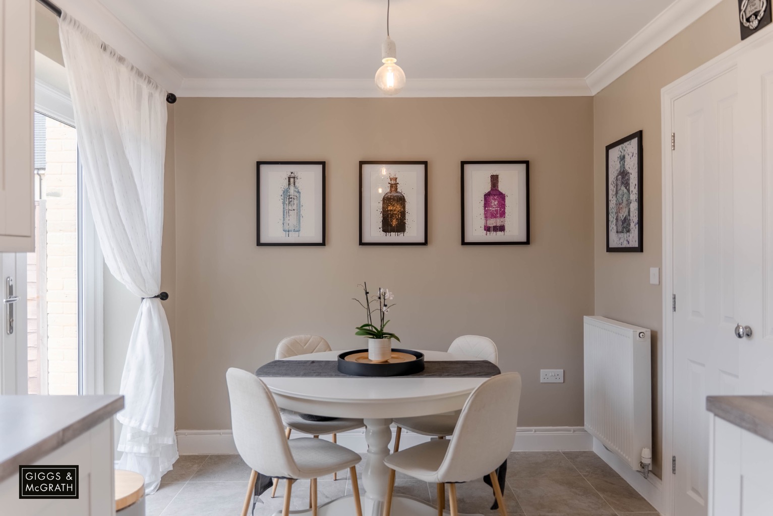 3 bed semi-detached house for sale in Eppeworth Drive, Huntingdon  - Property Image 10