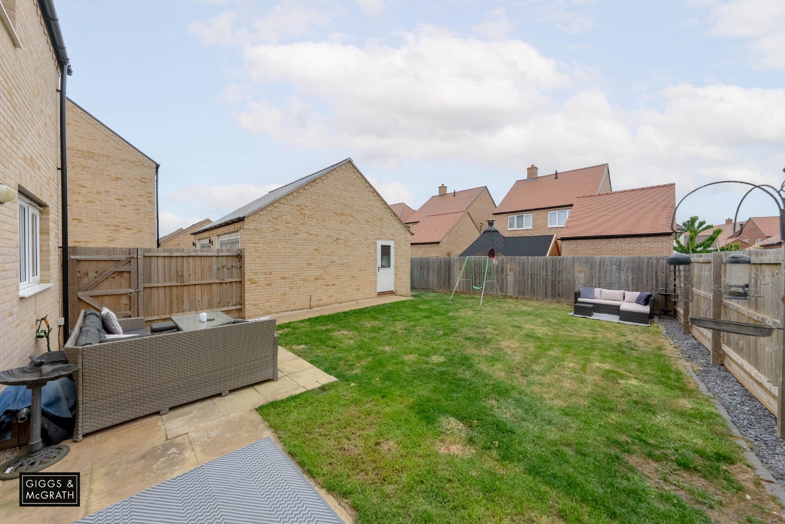 4 bed detached house for sale in Tiptoff Close, Huntingdon  - Property Image 25