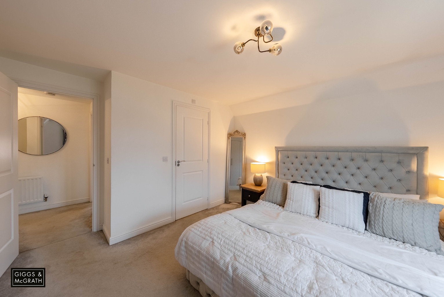 4 bed detached house for sale in Tiptoff Close, Huntingdon  - Property Image 18
