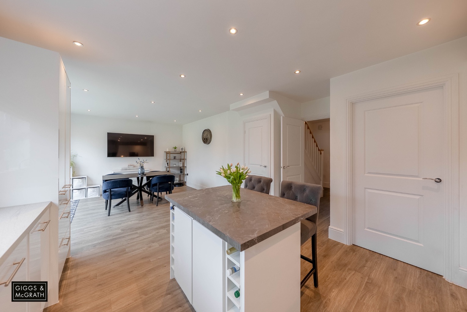 4 bed detached house for sale in Tiptoff Close, Huntingdon  - Property Image 10