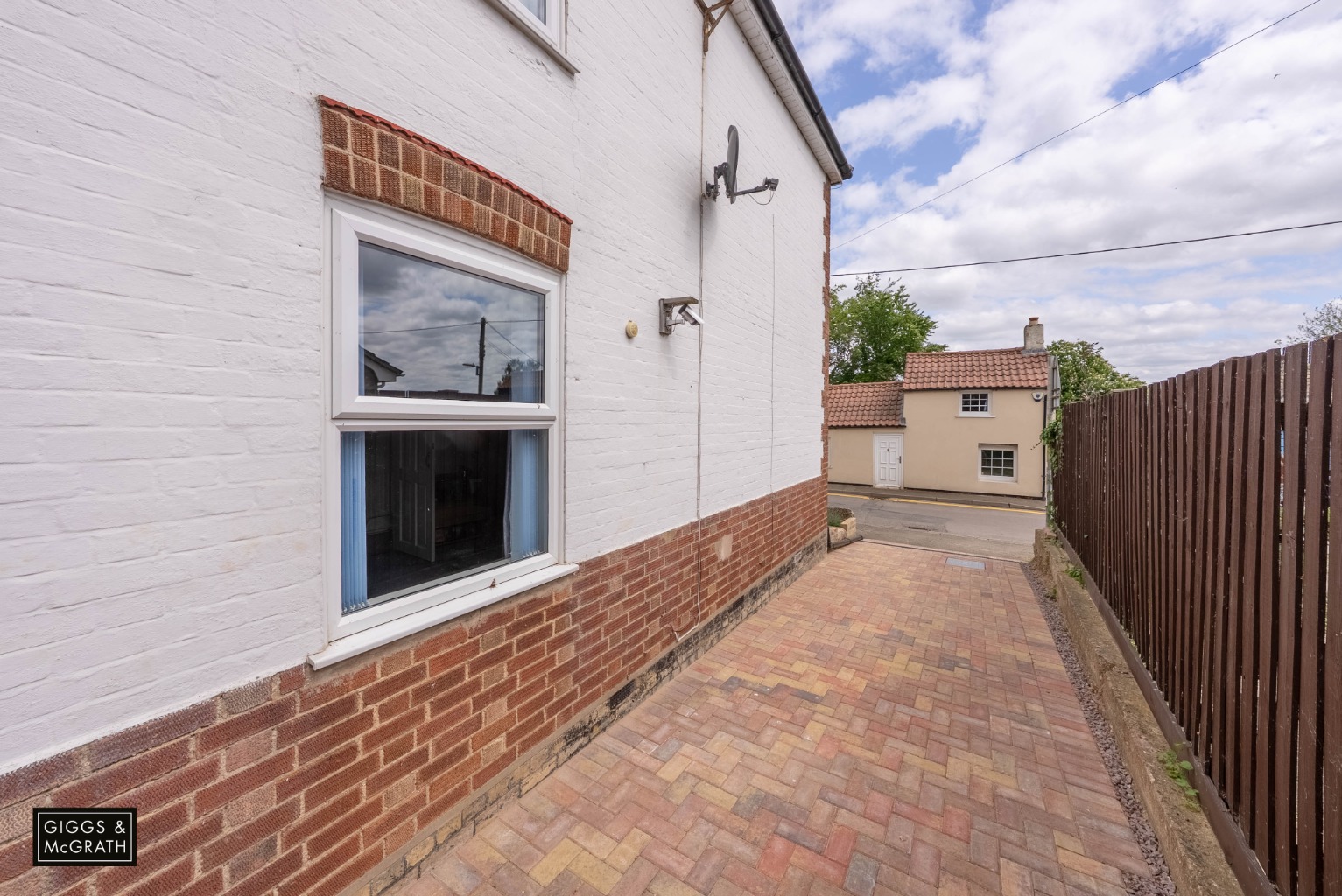 2 bed semi-detached house for sale in Bridge End, Huntingdon  - Property Image 24