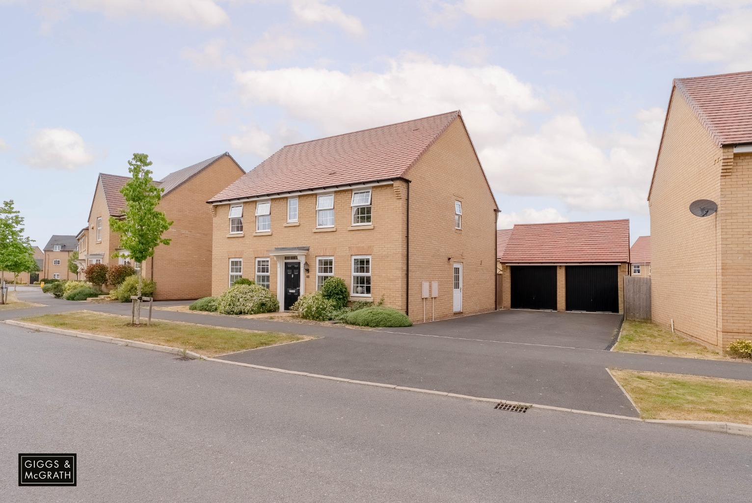 4 bed detached house for sale in Doherty Road, Huntingdon - Property Image 1
