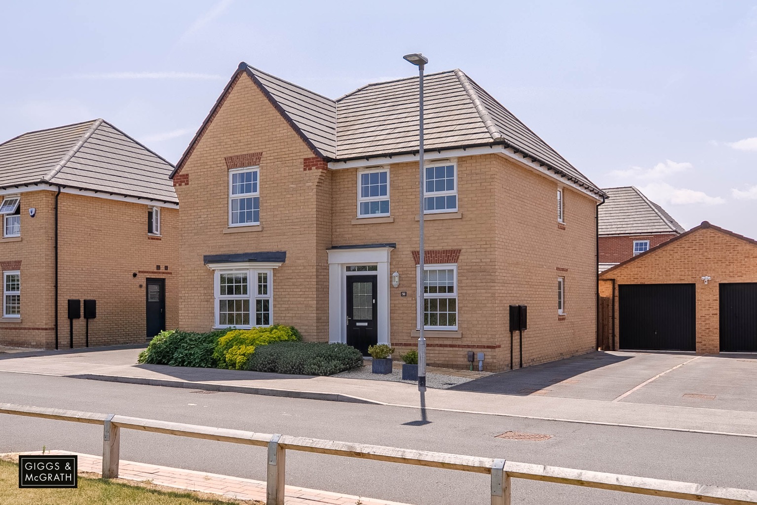 4 bed detached house for sale in Turnpike Close, St. Ives  - Property Image 1