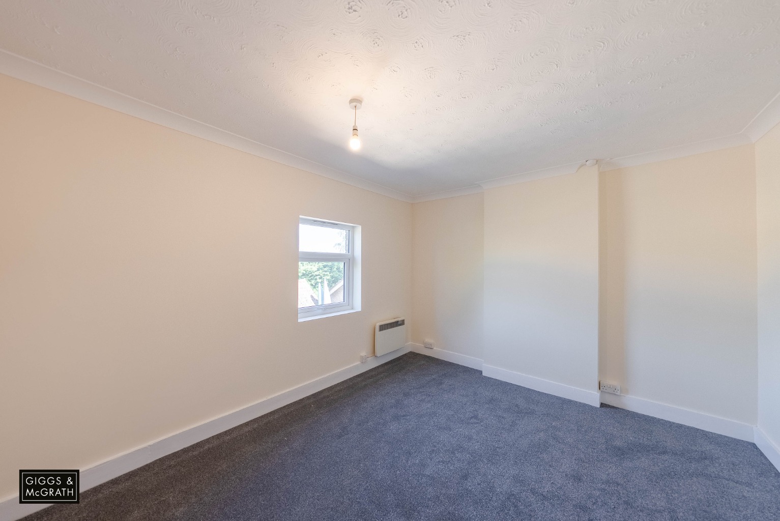 2 bed terraced house for sale in Ramsey Mereside, Huntingdon  - Property Image 13