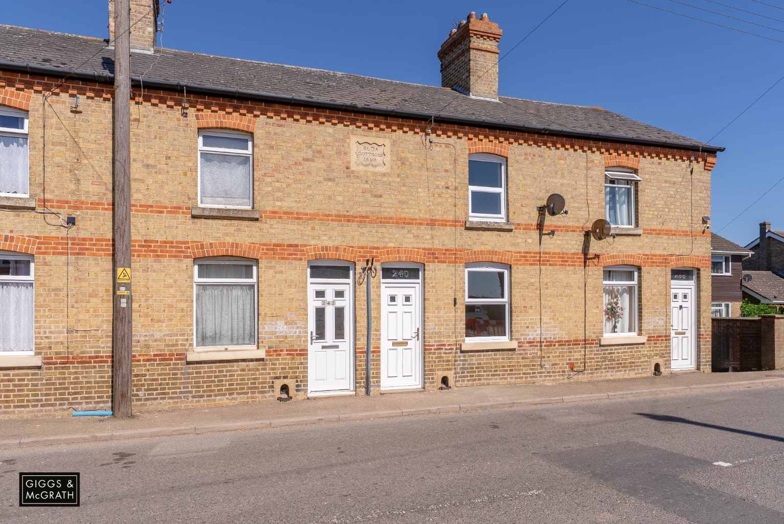 2 bed terraced house for sale in Ramsey Mereside, Huntingdon, PE26