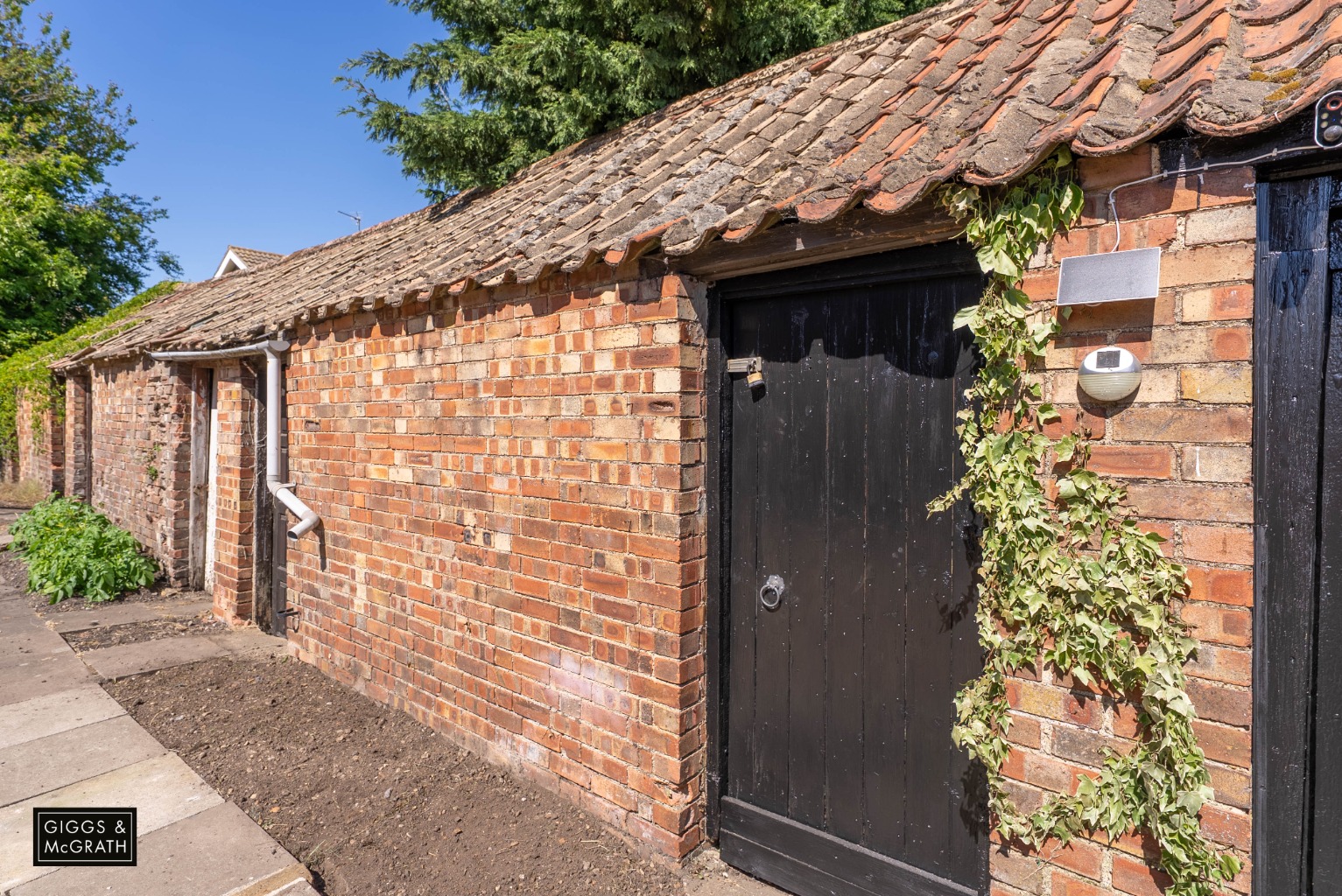 2 bed terraced house for sale in Ramsey Mereside, Huntingdon  - Property Image 19