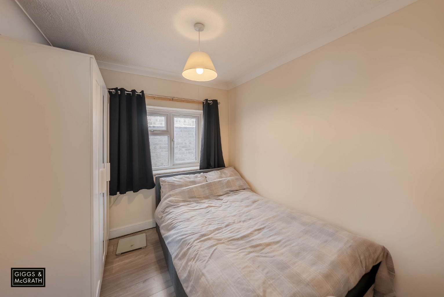 3 bed detached bungalow for sale in Flint Close, Huntingdon  - Property Image 8