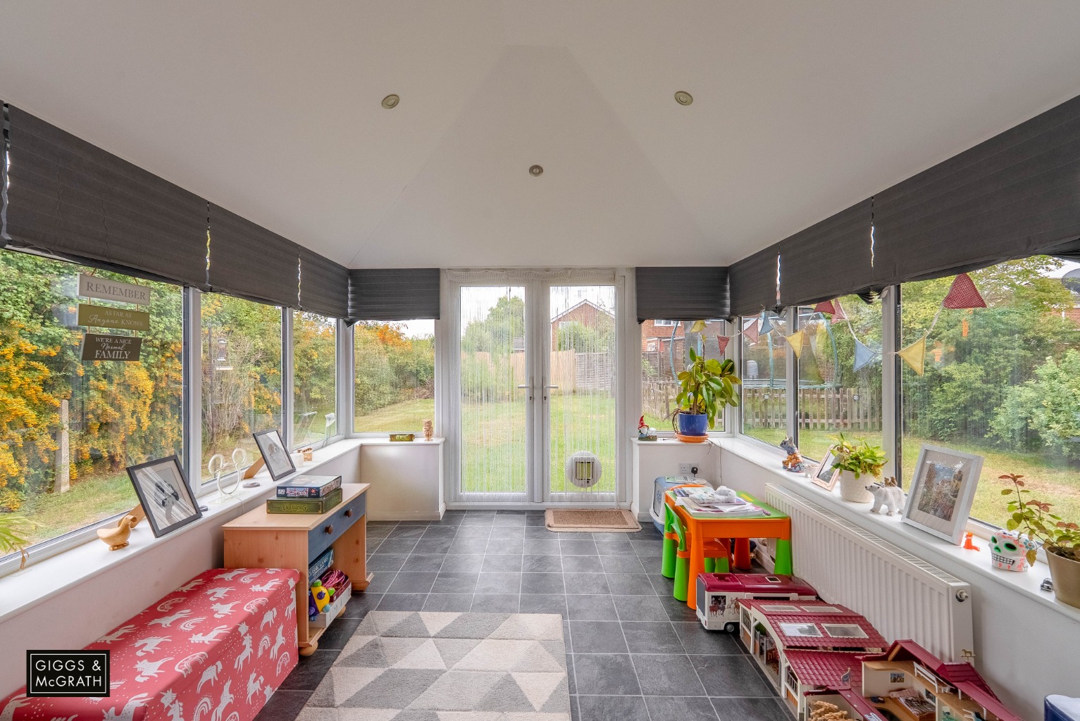 4 bed detached house for sale in Loftsteads, Huntingdon  - Property Image 3