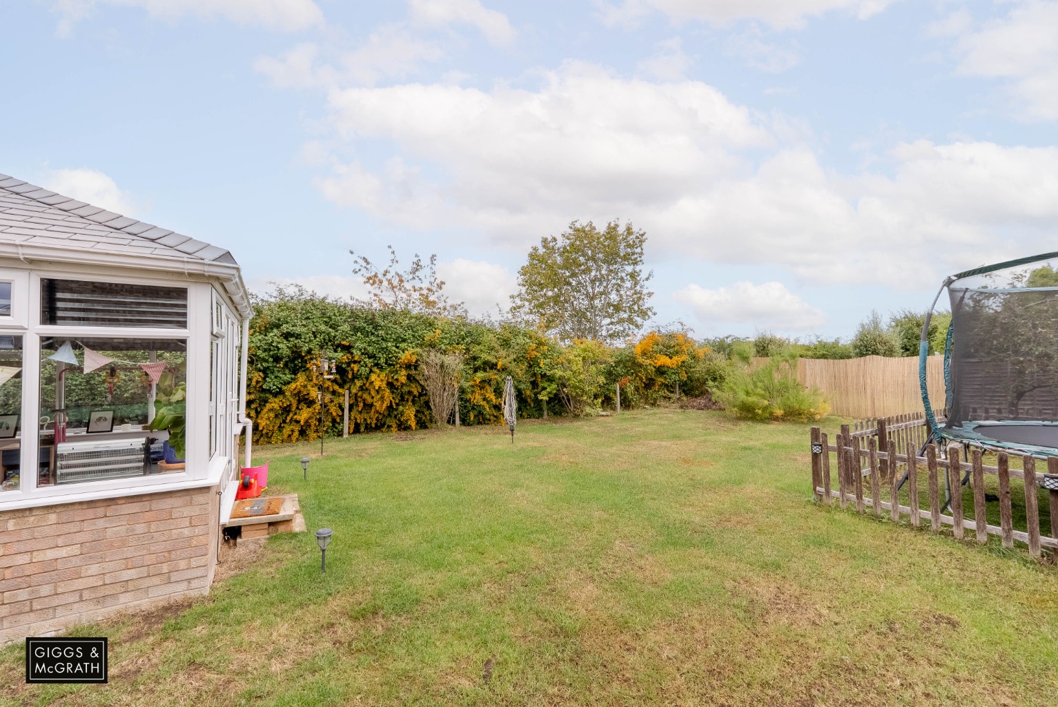 4 bed detached house for sale in Loftsteads, Huntingdon 14