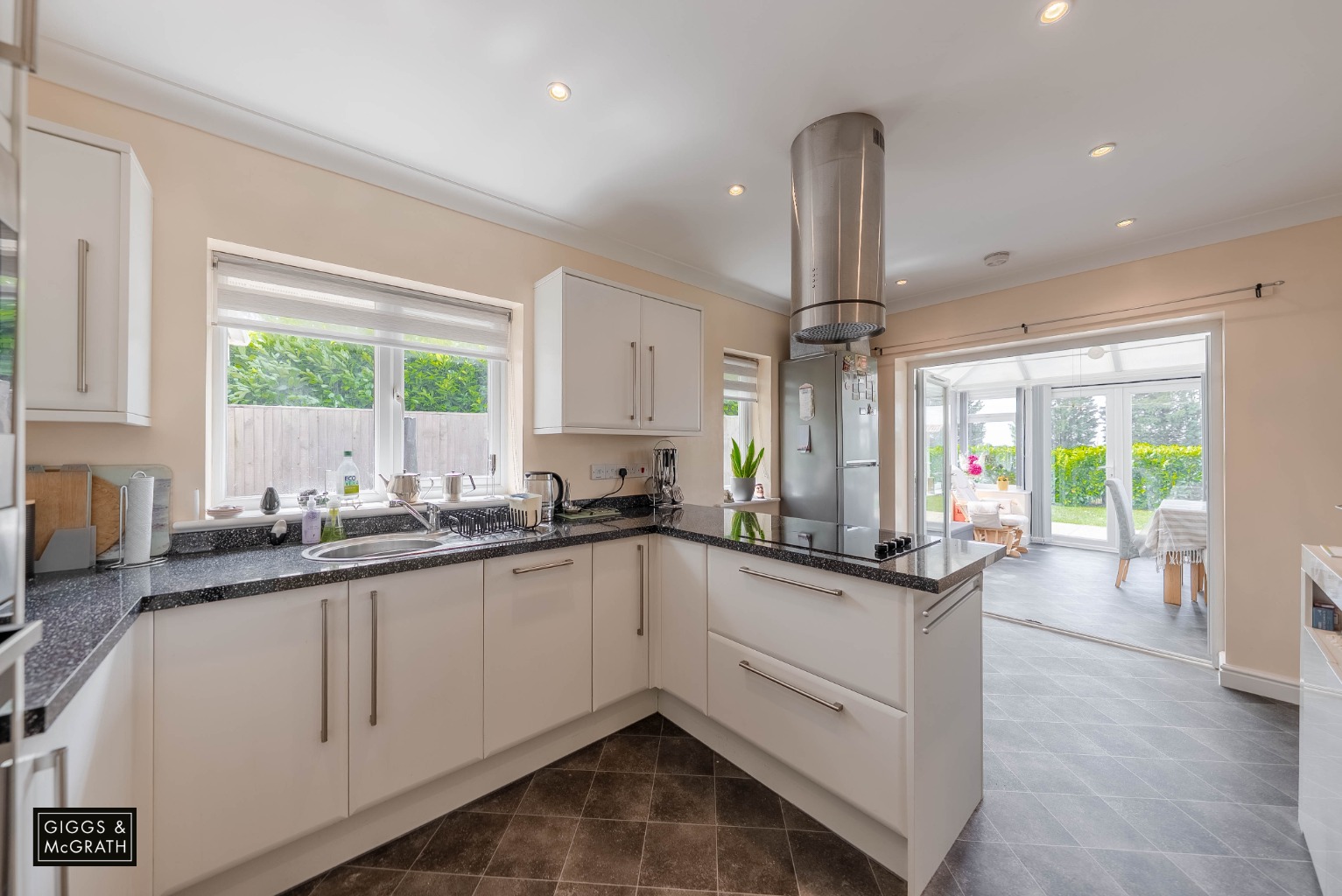 7 bed detached bungalow for sale in Warboys Road, Huntingdon  - Property Image 15