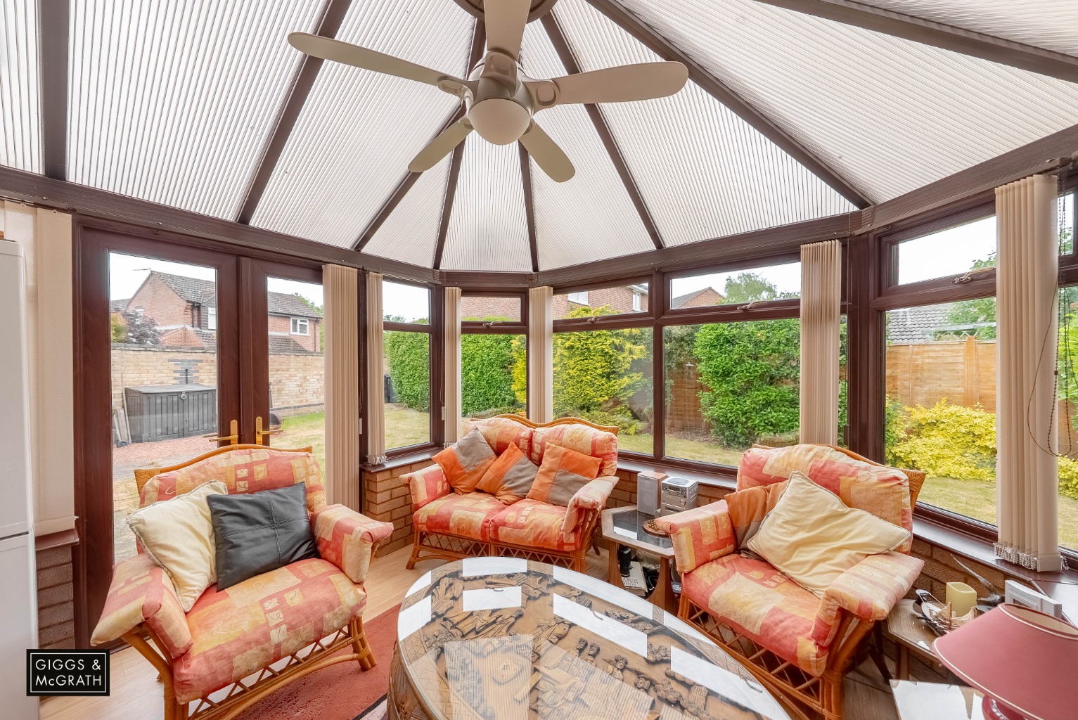 3 bed link detached house for sale in Crane Street, Huntingdon 4