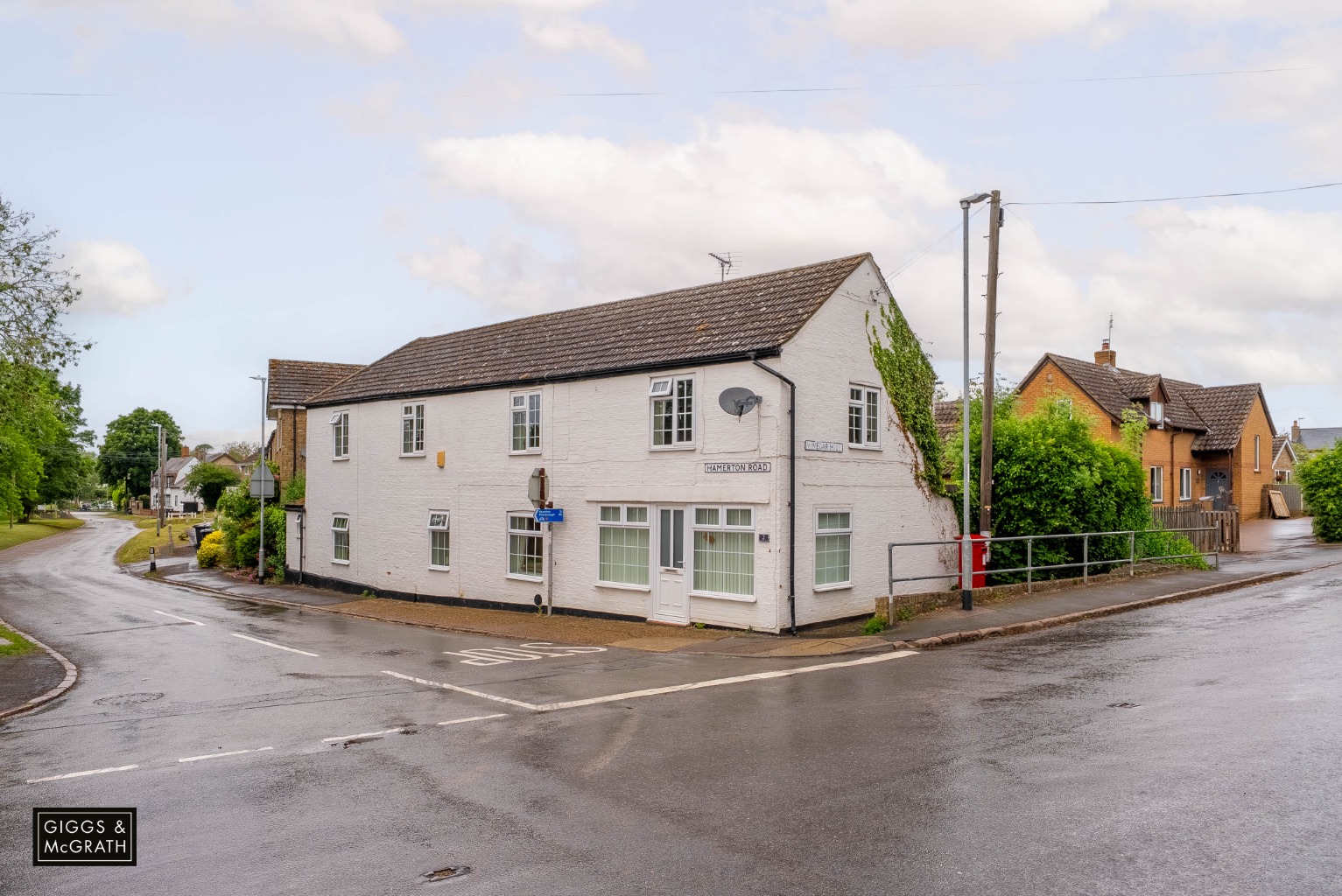 4 bed detached house for sale in Hamerton Road, Huntingdon - Property Image 1