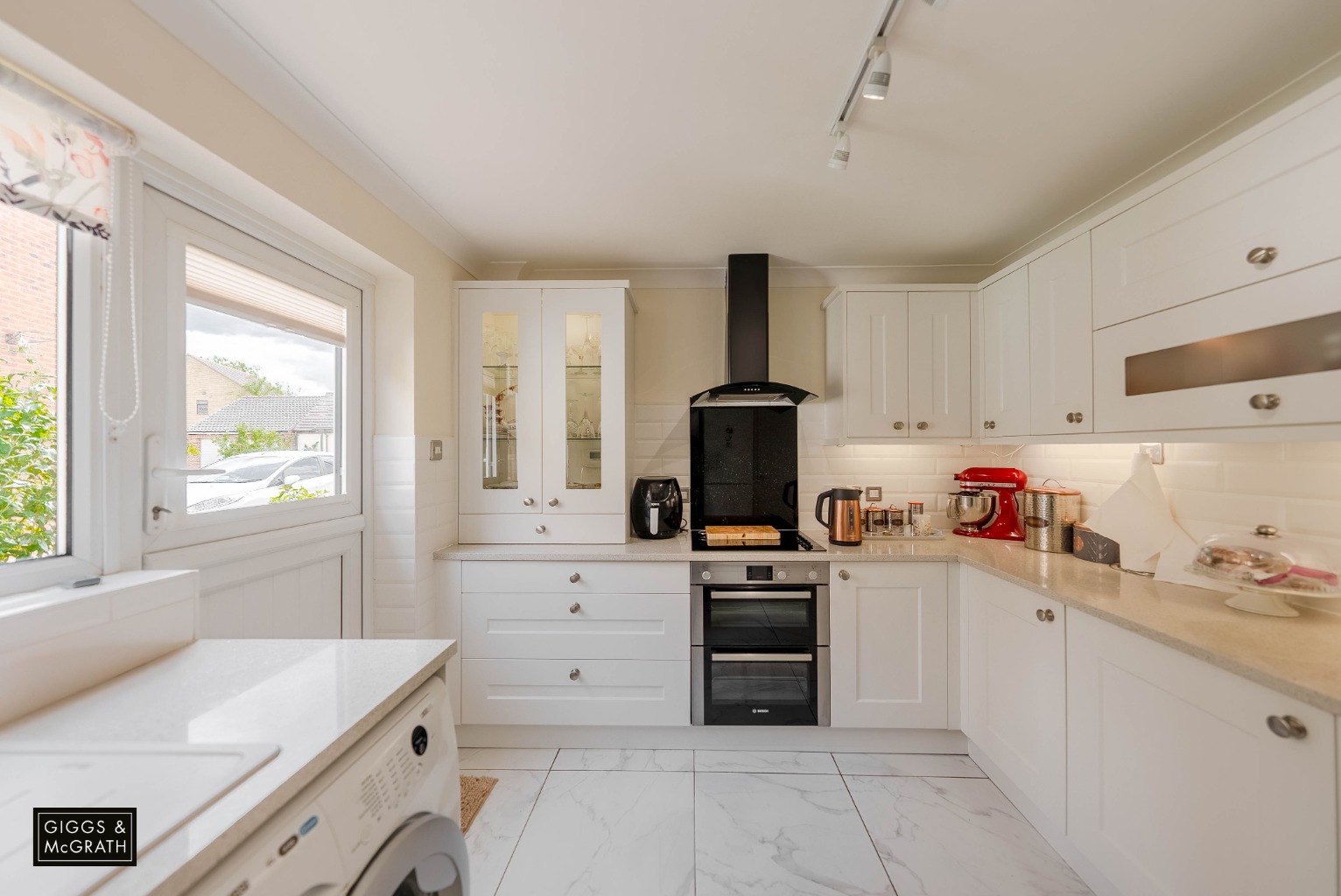 3 bed detached house for sale in Van Diemans Way, Huntingdon 7