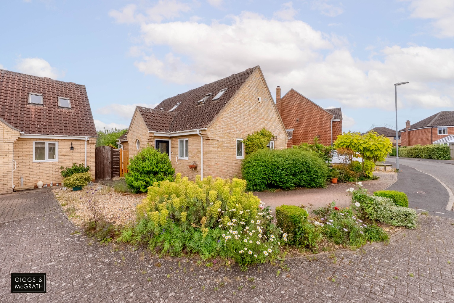 3 bed detached house for sale in Van Diemens Way, Huntingdon  - Property Image 1