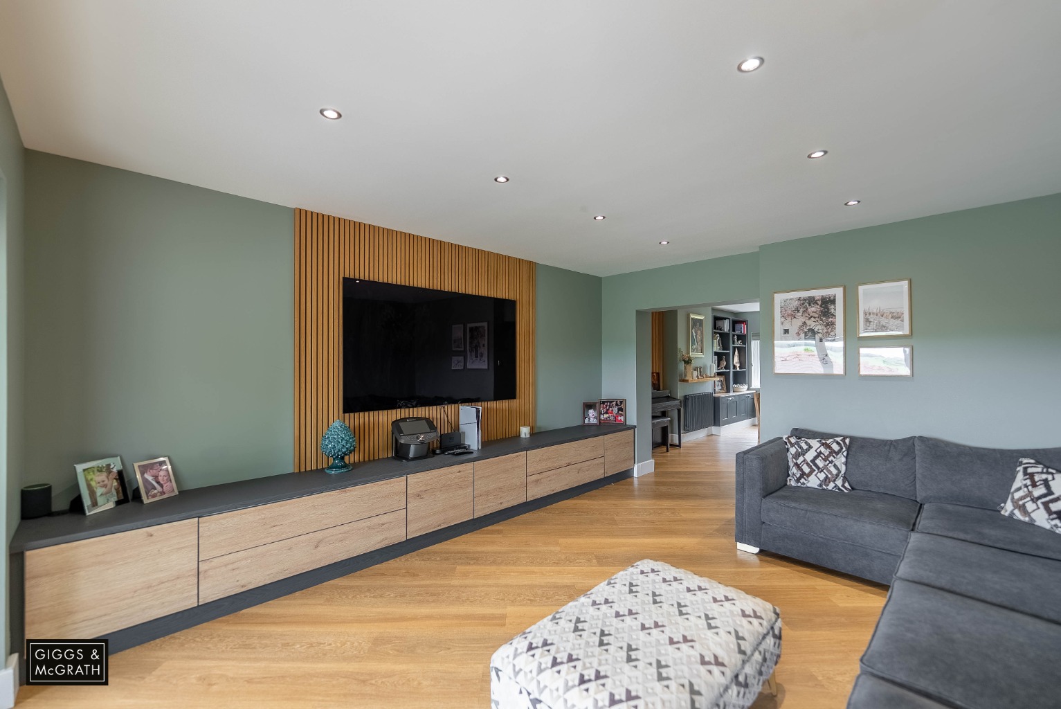 3 bed semi-detached house for sale in Hamerton, Cambridgeshire  - Property Image 11