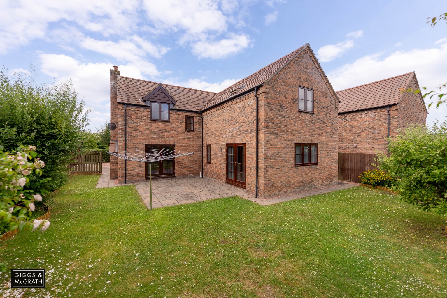 4 bed detached house for sale in Helens Close, Huntingdon 16