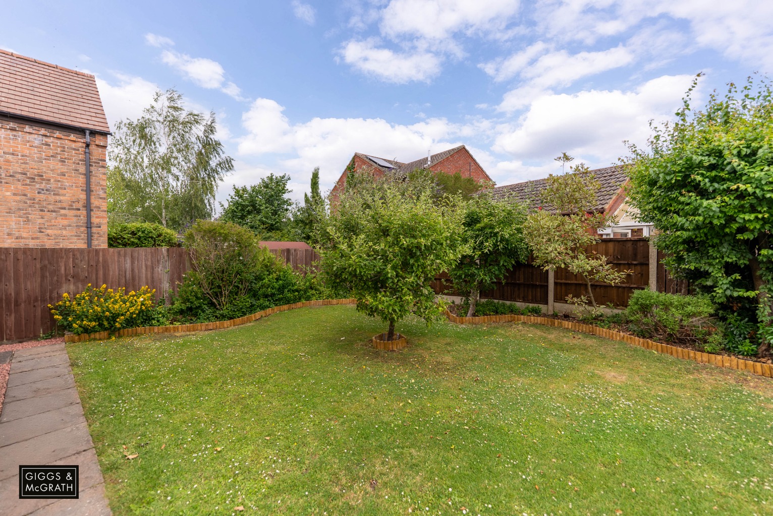 4 bed detached house for sale in Helens Close, Huntingdon  - Property Image 18
