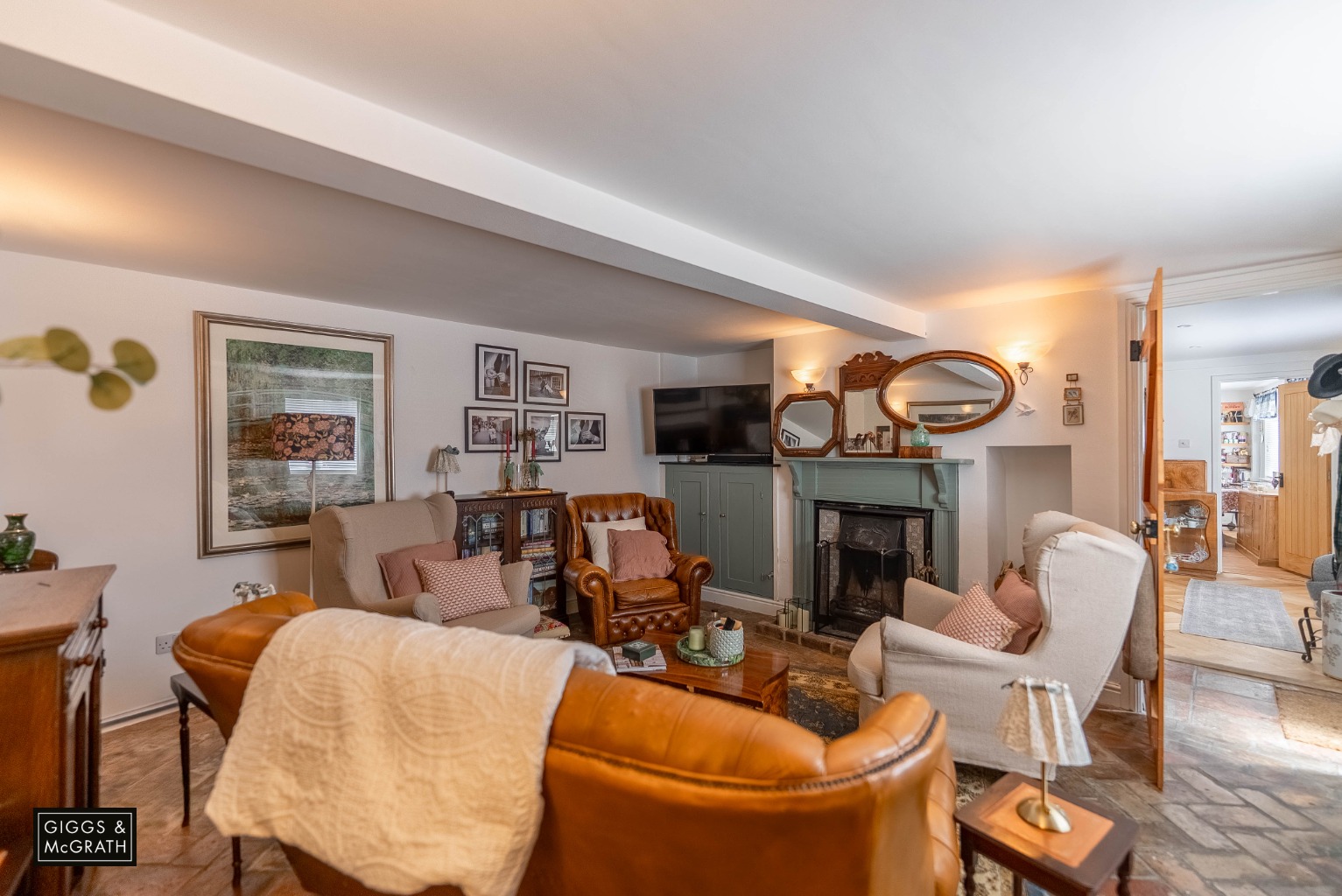 4 bed semi-detached house for sale in London Street, Huntingdon 1