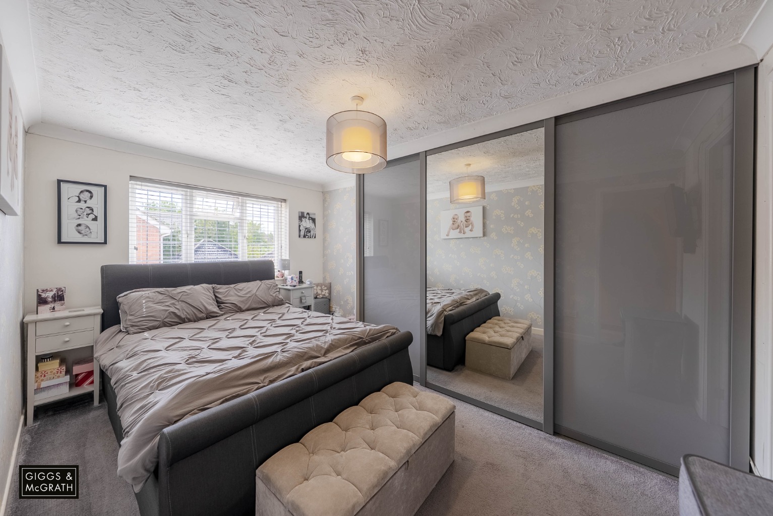 4 bed detached house for sale in Ramsey Mereside, Huntingdon  - Property Image 9