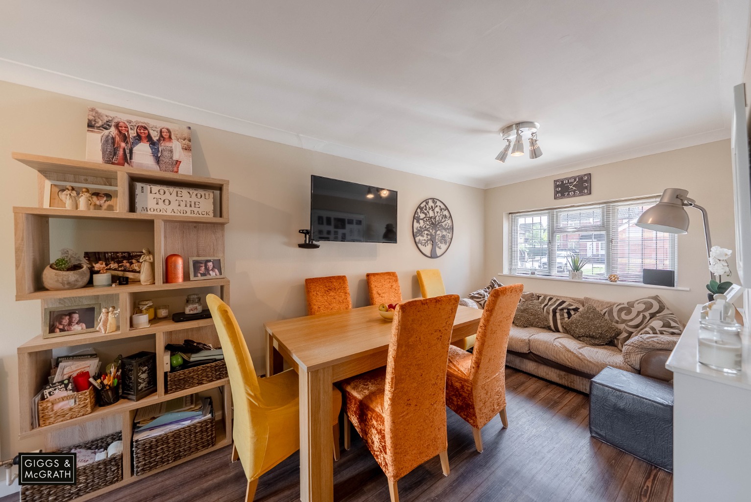 4 bed detached house for sale in Ramsey Mereside, Huntingdon  - Property Image 6