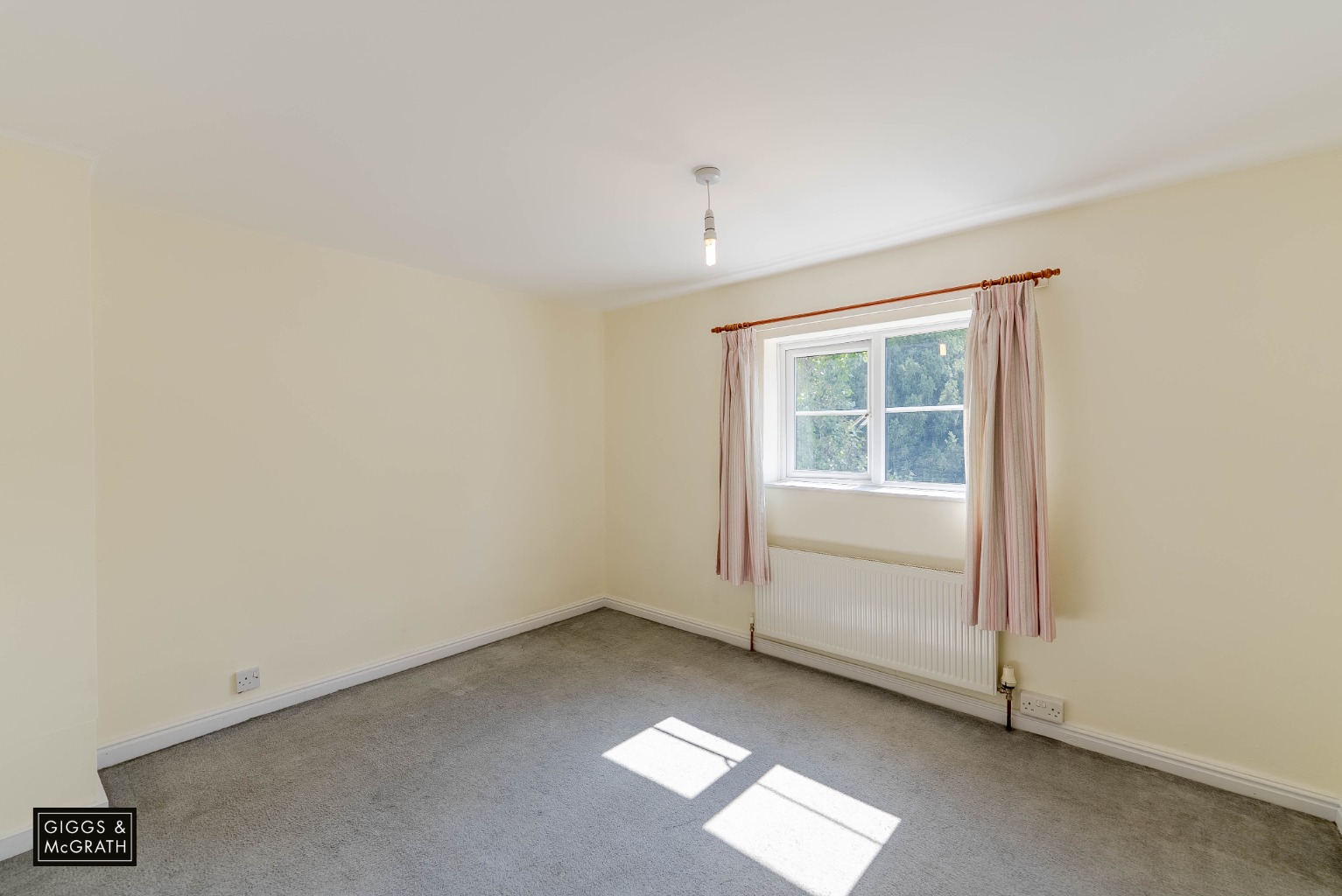 2 bed semi-detached house for sale in Upwood, Huntingdon  - Property Image 9