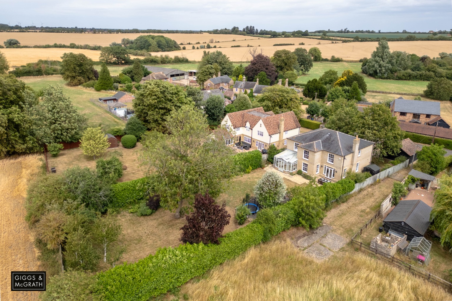 4 bed detached house for sale in Church Street, Huntingdon 1