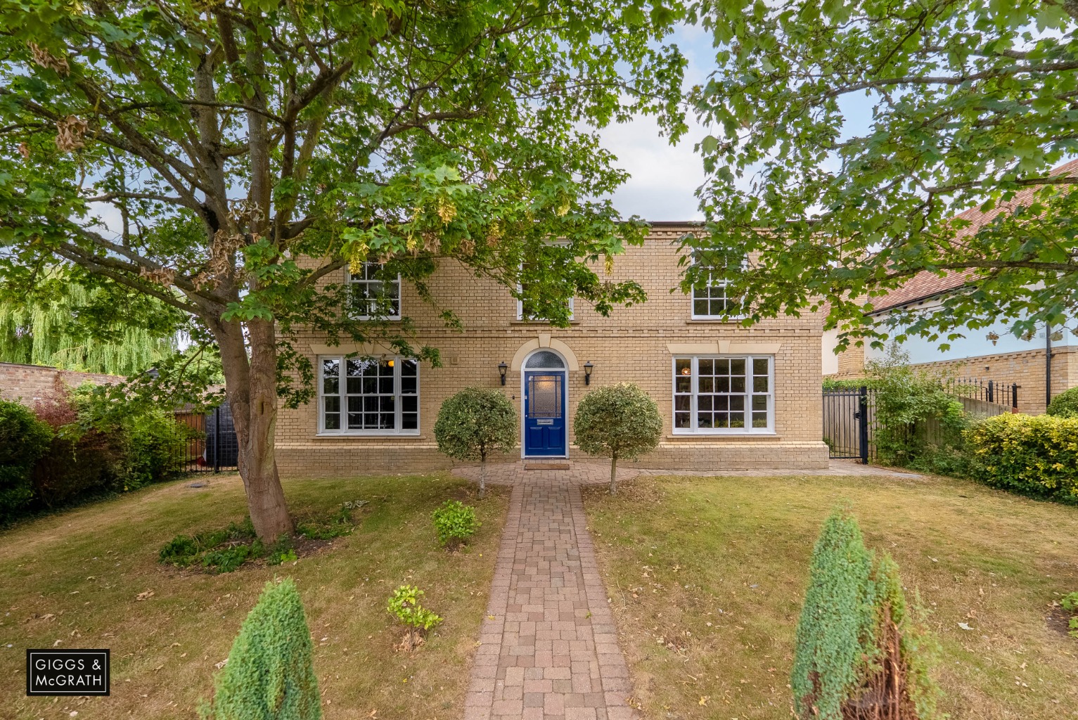 4 bed detached house for sale in Church Street, Huntingdon, PE28