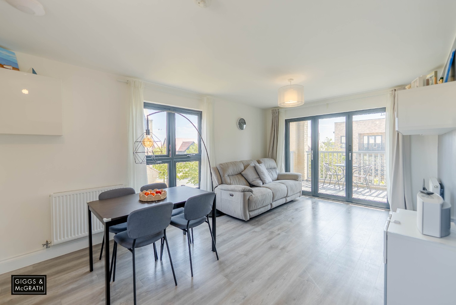 2 bed flat for sale in Cartwright Close, Huntingdon  - Property Image 6