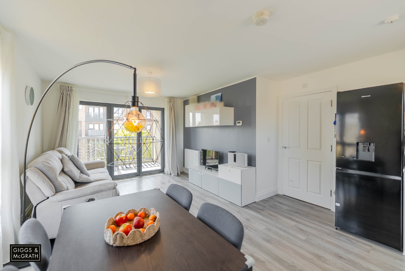 2 bed flat for sale in Cartwright Close, Huntingdon  - Property Image 3