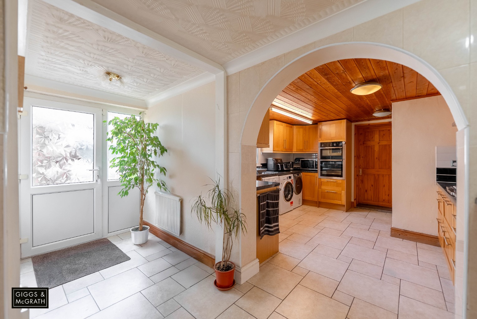4 bed coach house for sale in High Street, Huntingdon  - Property Image 8