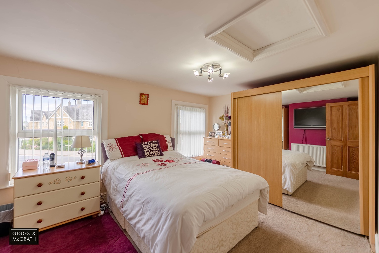 4 bed coach house for sale in High Street, Huntingdon 14