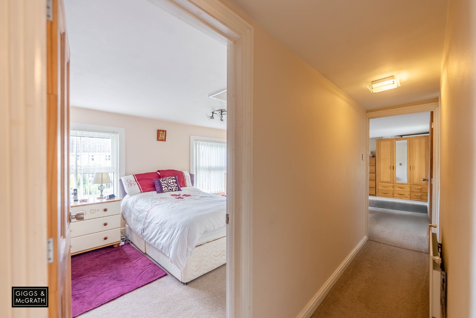 4 bed coach house for sale in High Street, Huntingdon 13