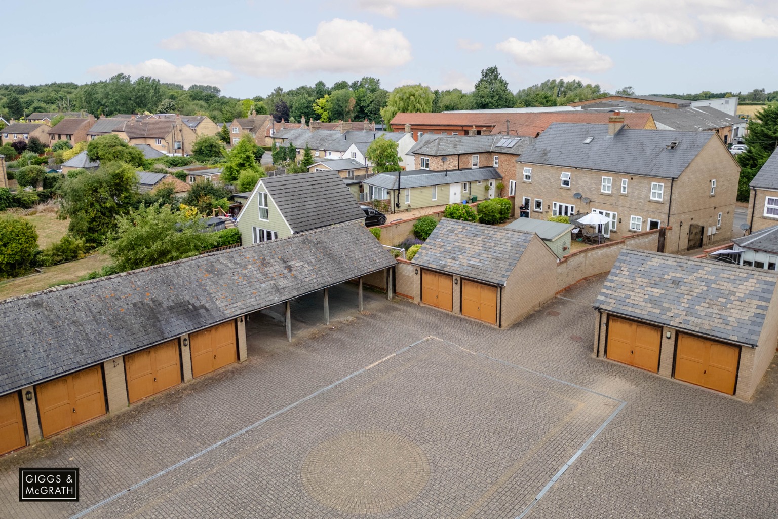 4 bed semi-detached house for sale in Earith, Cambridgeshire  - Property Image 21