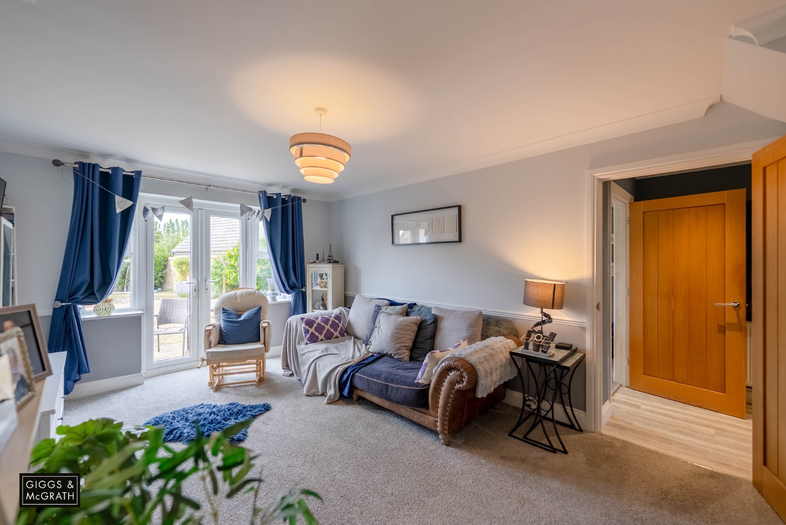 4 bed semi-detached house for sale in Earith, Cambridgeshire  - Property Image 6
