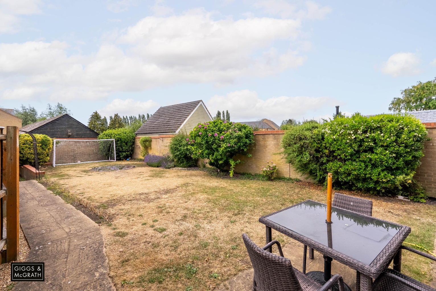 4 bed semi-detached house for sale in Earith, Cambridgeshire  - Property Image 18