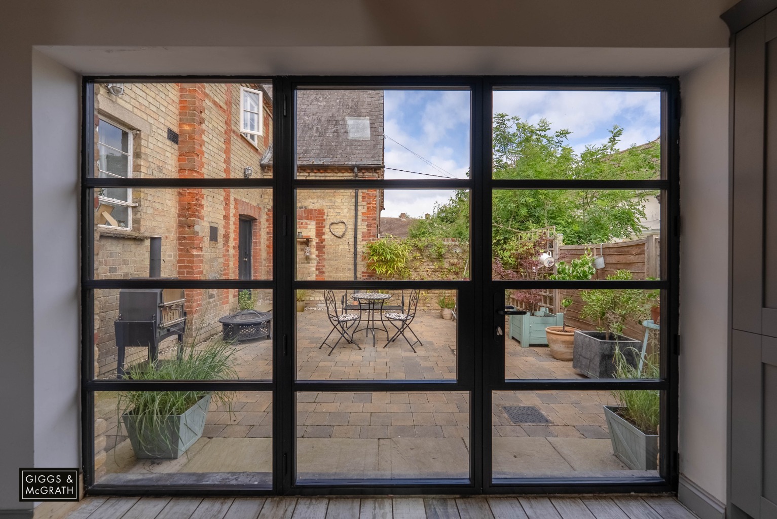 3 bed semi-detached house for sale in Church Road, Huntingdon  - Property Image 8